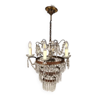 Lustre à pendeloques de cristal à sept lumières, de style Louis XVI