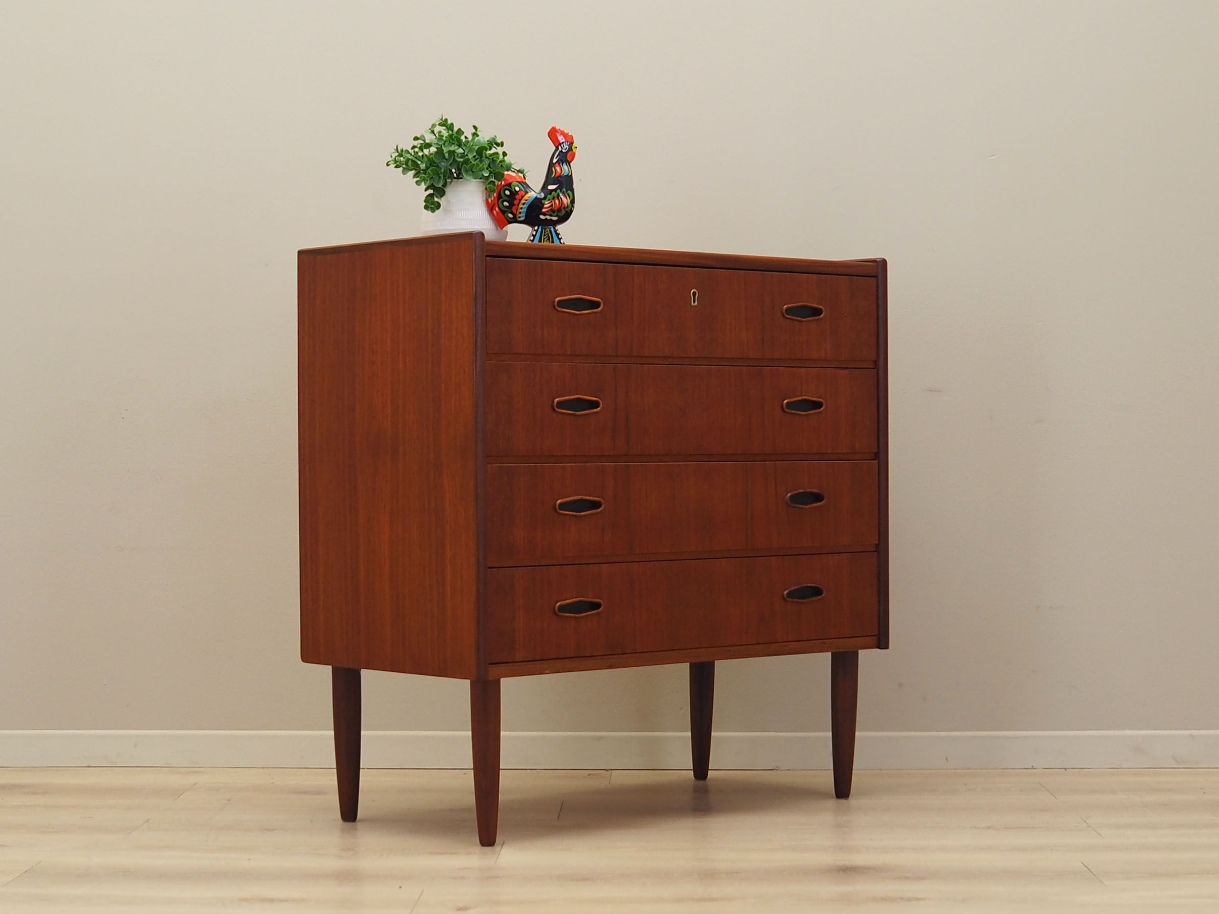 Teak chest of drawers, Danish design, 1970s, production: Denmark