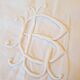 Drap en lin monogrammé LB