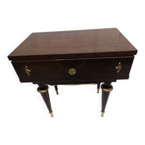 table de nuit laquée