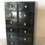 Drawer cabinet