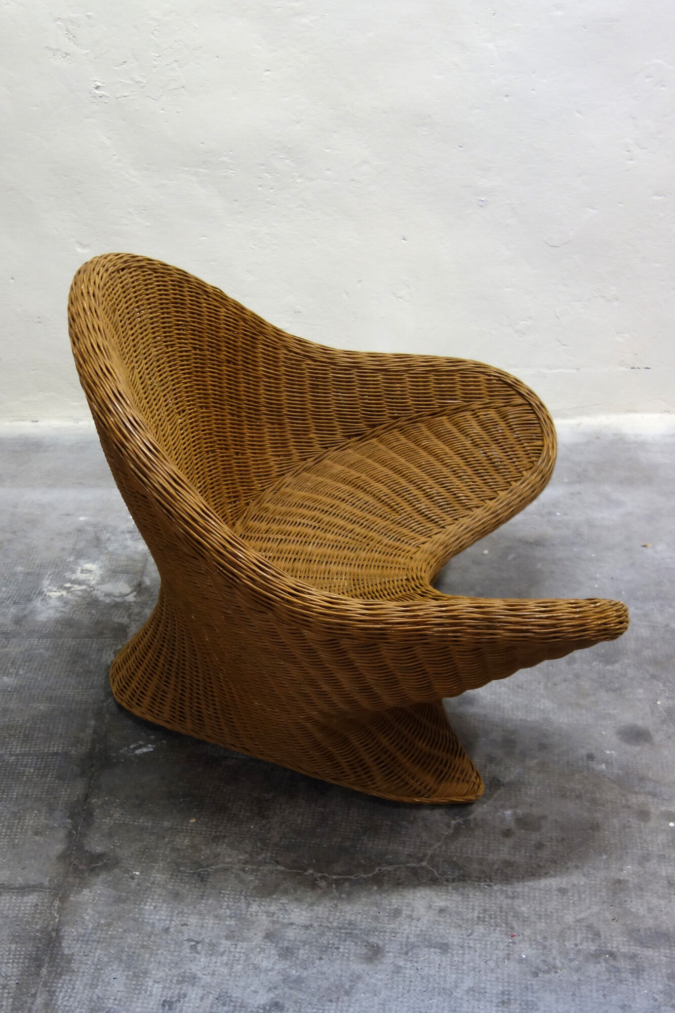 Meditation lotus armchair rattan braided 70s