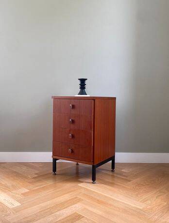 Petite commode à 4 tiroirs