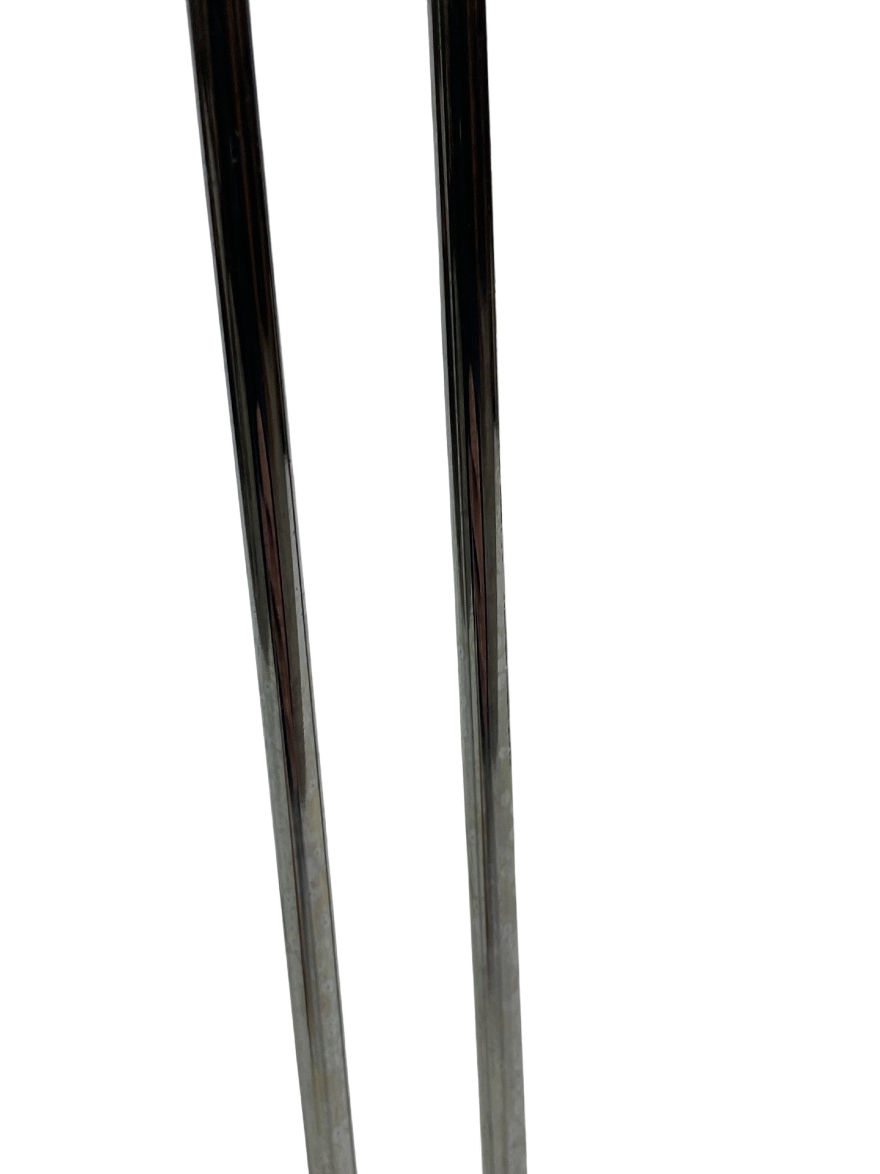 Table d'appoint de Max Sauze, éditée par "isocèle" Design