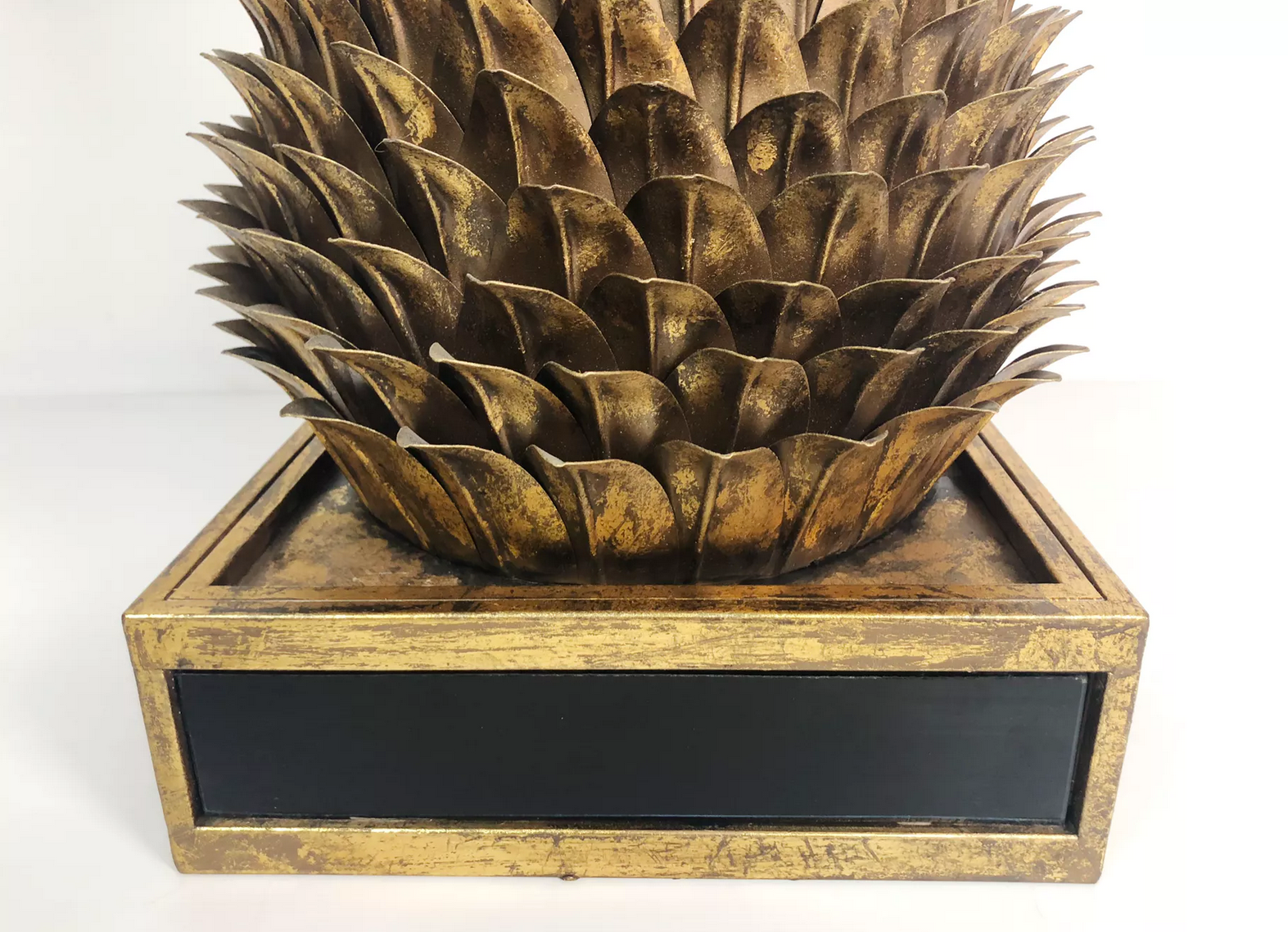 Pair of pineapple palm tree lamps