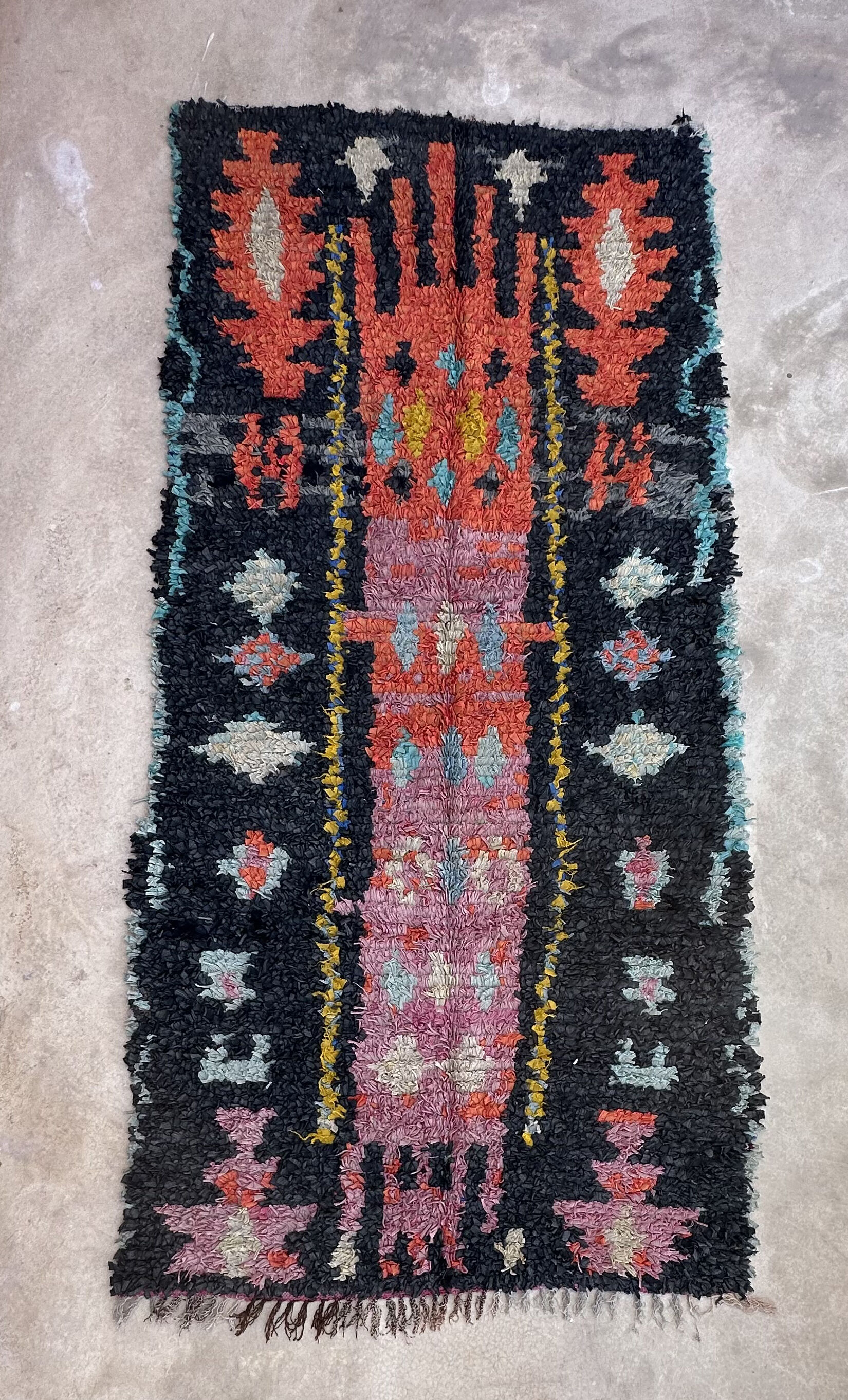 Berber carpet Boucherouite 126 x 269 cm