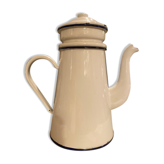 Enamelled coffee maker