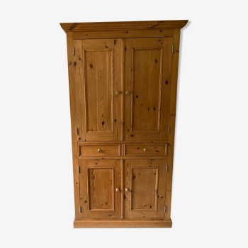 Armoire anglaise vintage