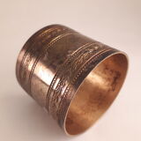 Round old silver metal towel