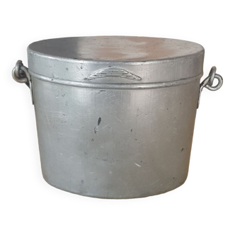 Vintage bowl aluminum ration box