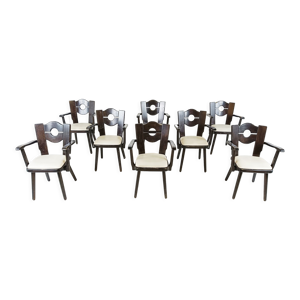 8 chaises de salle à manger brutalistes