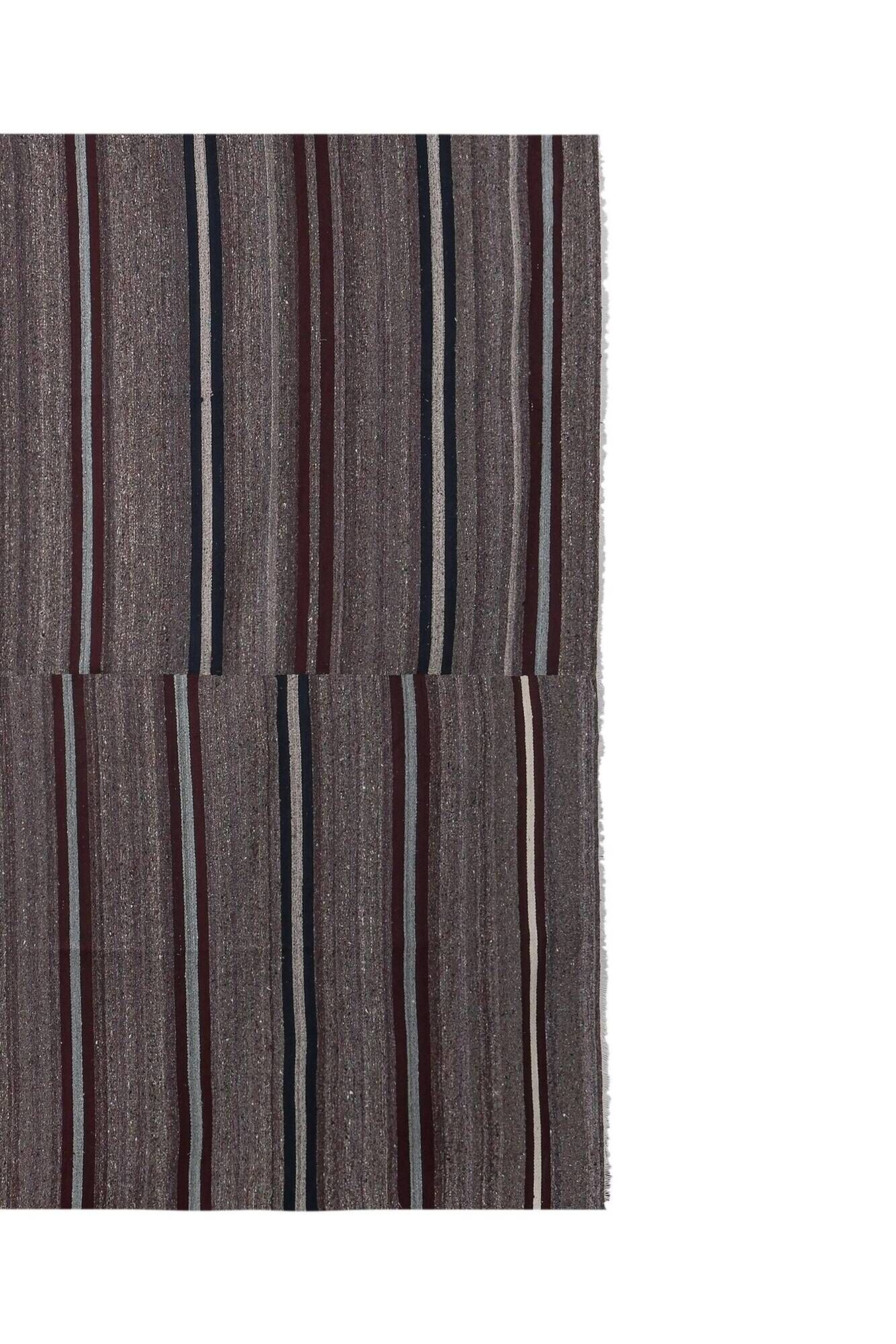 Vintage Turkish kilim, handwoven, 292x300 cm.