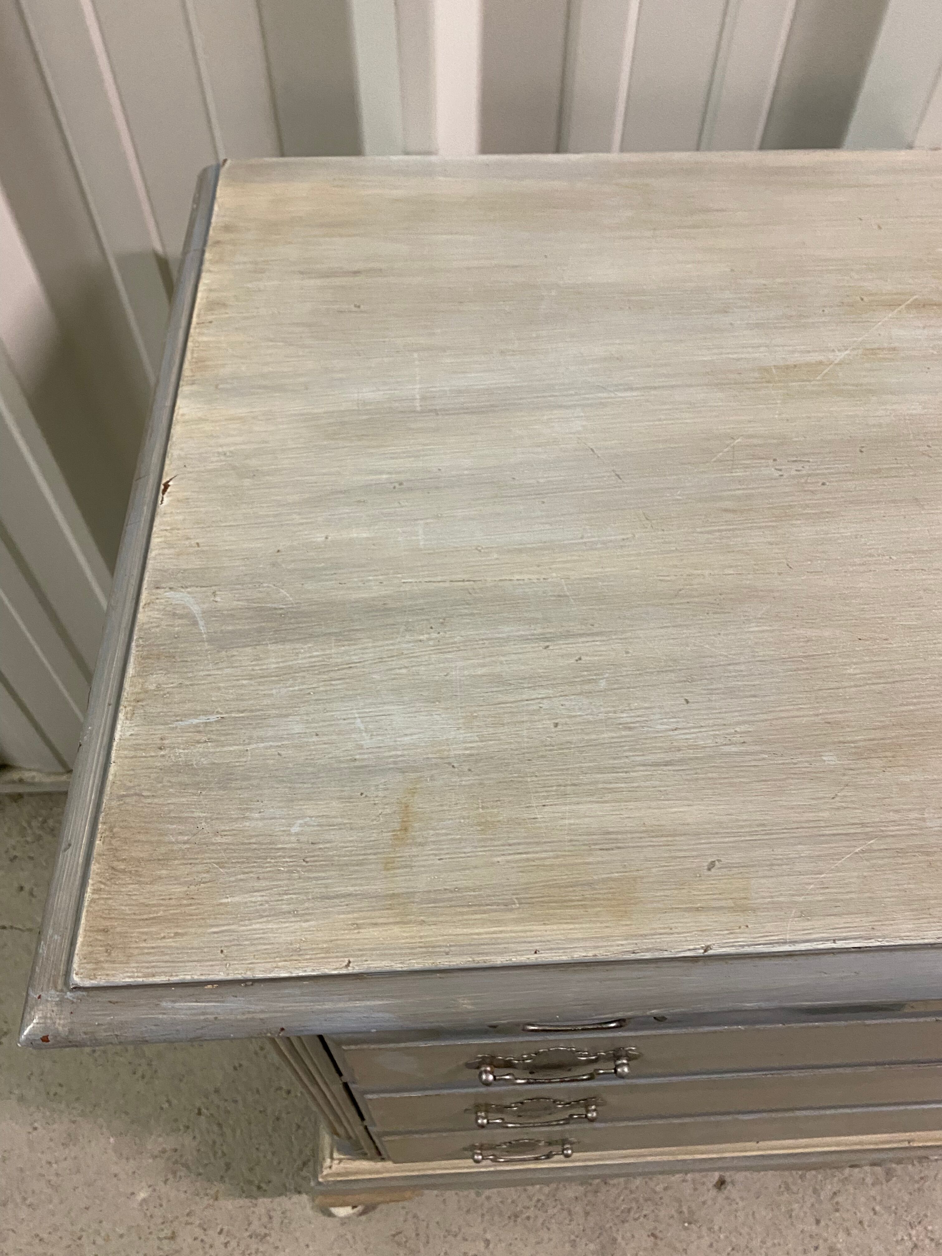 Painted chest of drawers