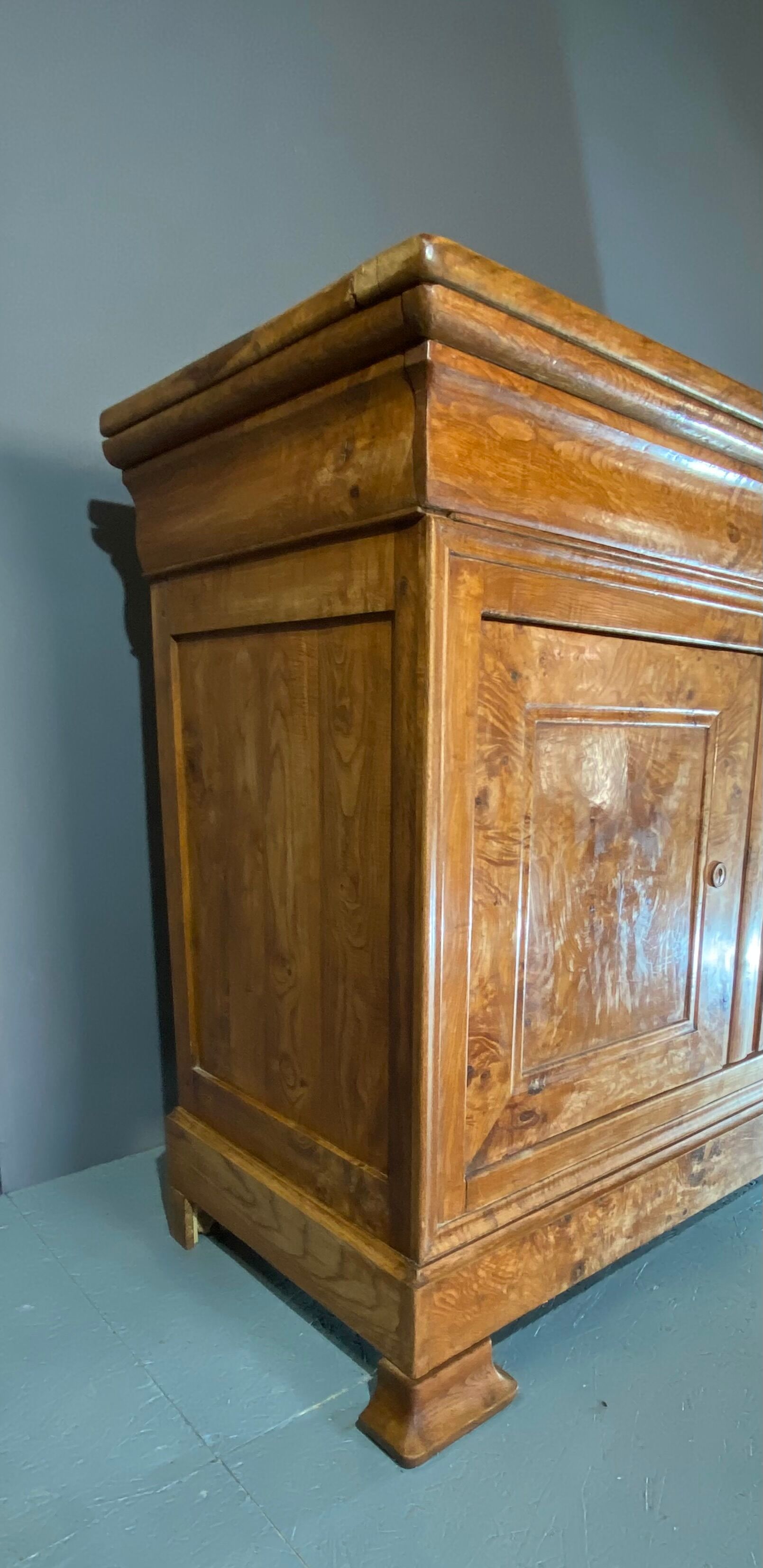 Bahut Louis Philippe XIXth