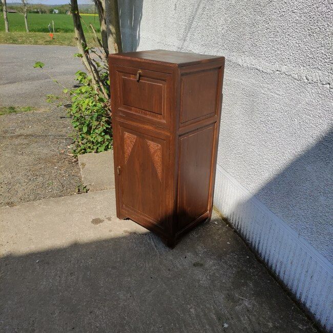 Small storage cabinet 30s