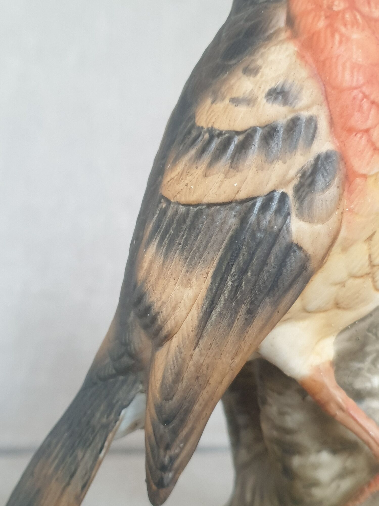 Matte porcelain bird sculpture from Milan by Eda Mann, American Blackbird