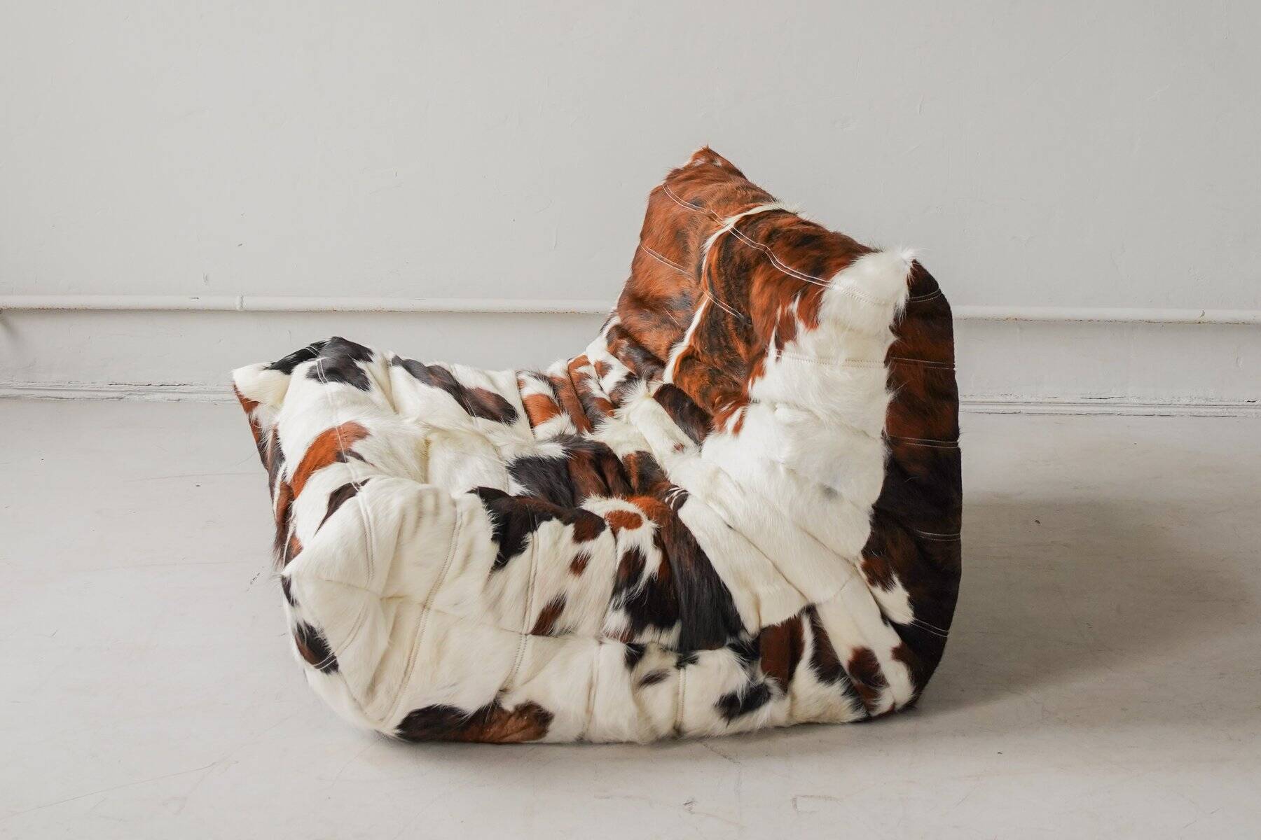 Togo 2-seater sofa in cow leather attributed to Michel Ducaroy for Ligne Roset