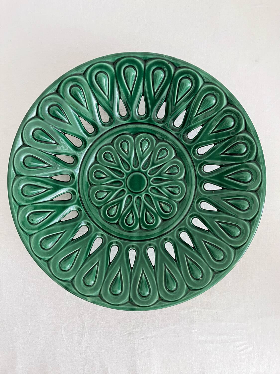 Vintage openwork green ceramic fruit bowl