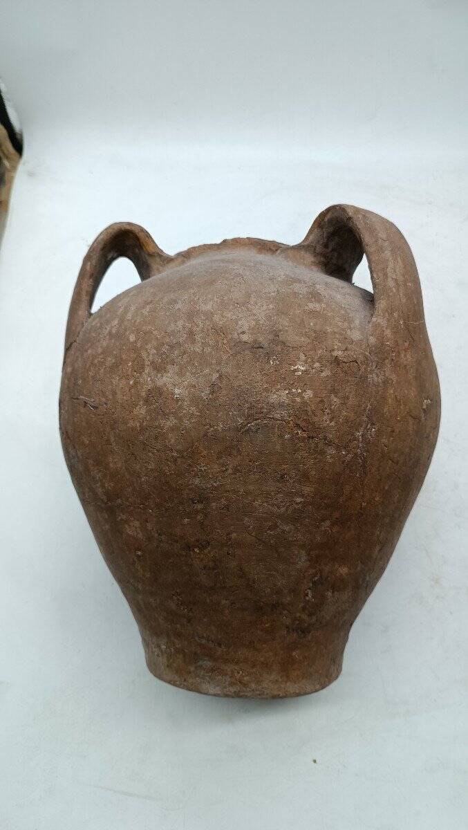 Antique terracotta jug from the 16th century