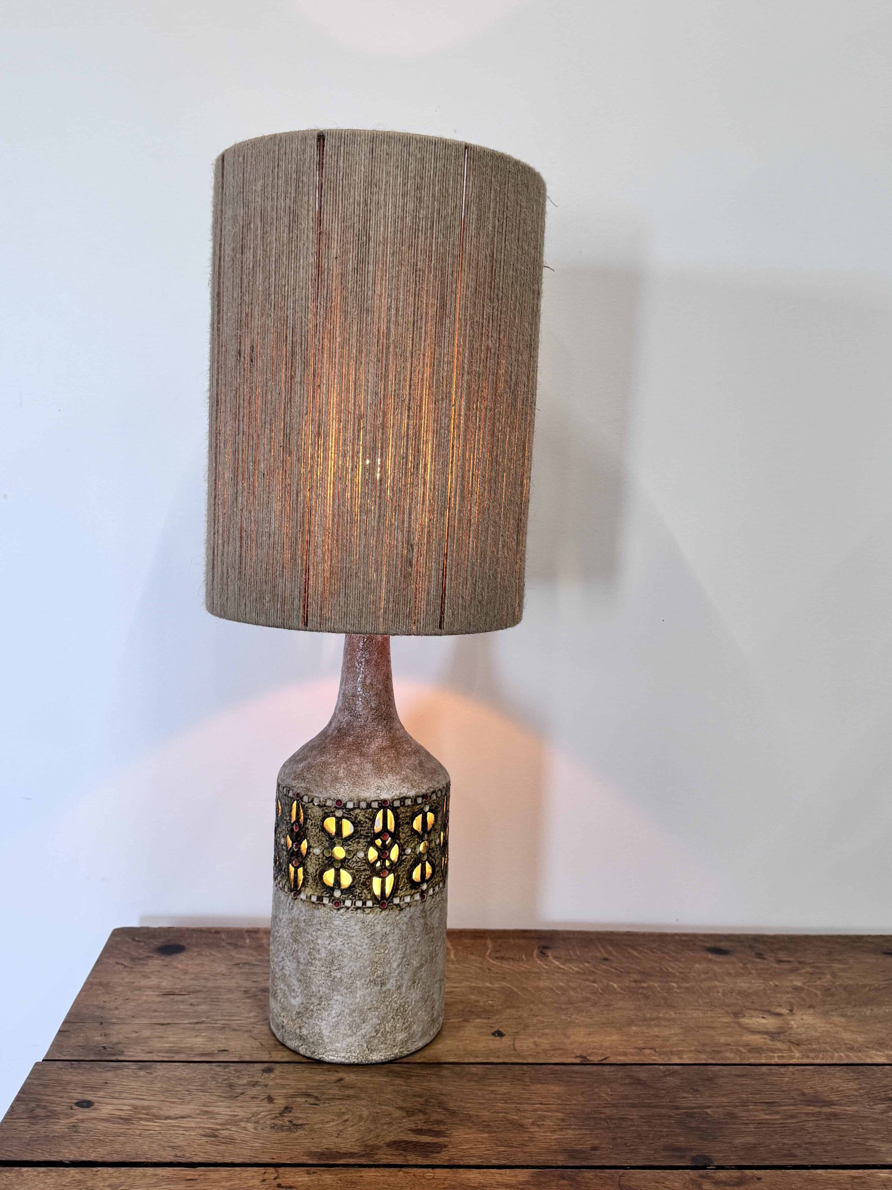 Raphael Giarrusso ceramic lamp with rope shade