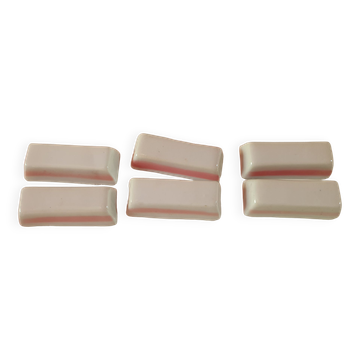 Lot de 6 portes couteaux vintage en ceramique blanc et rose