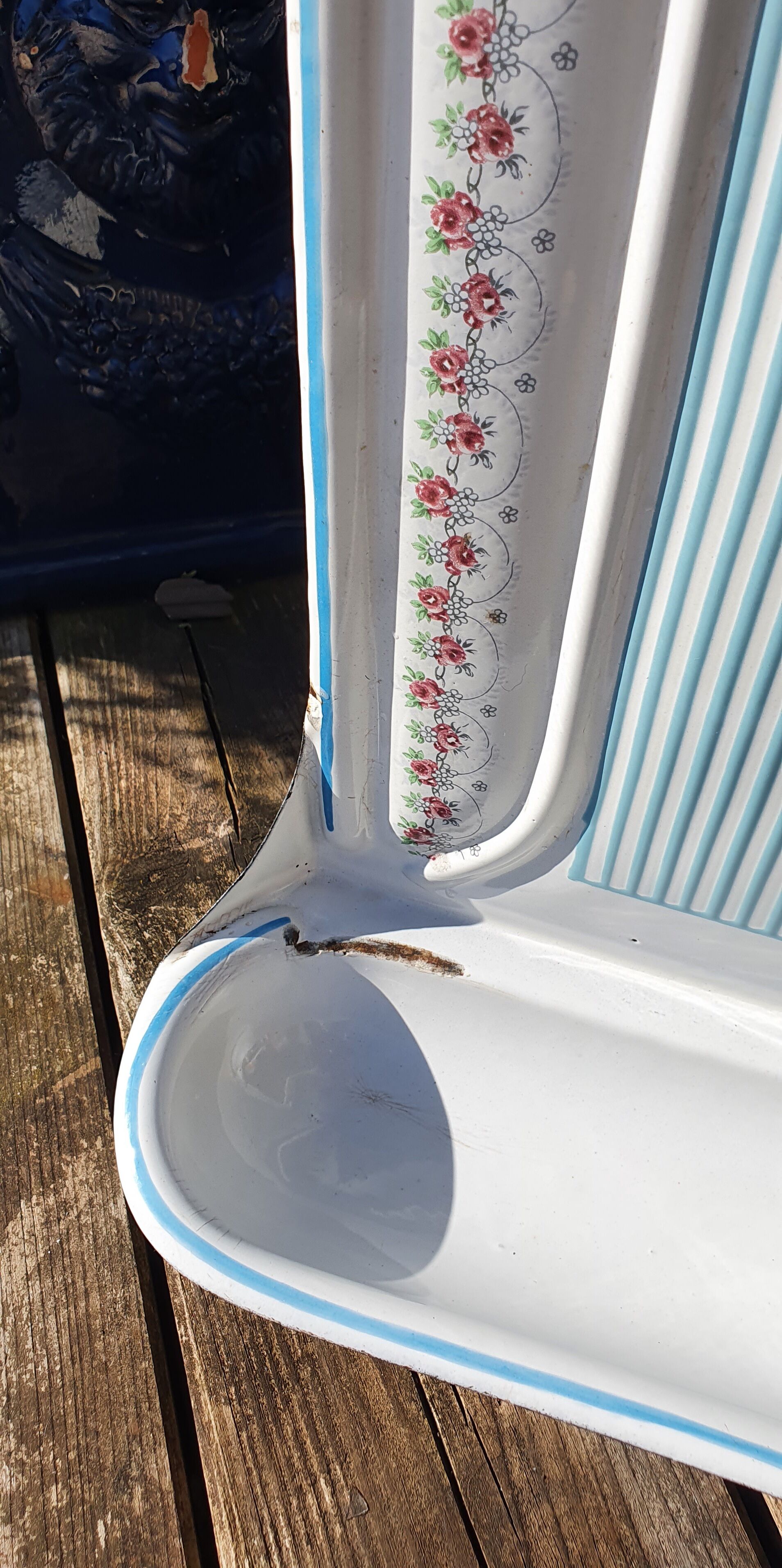 Kitchen utensil door