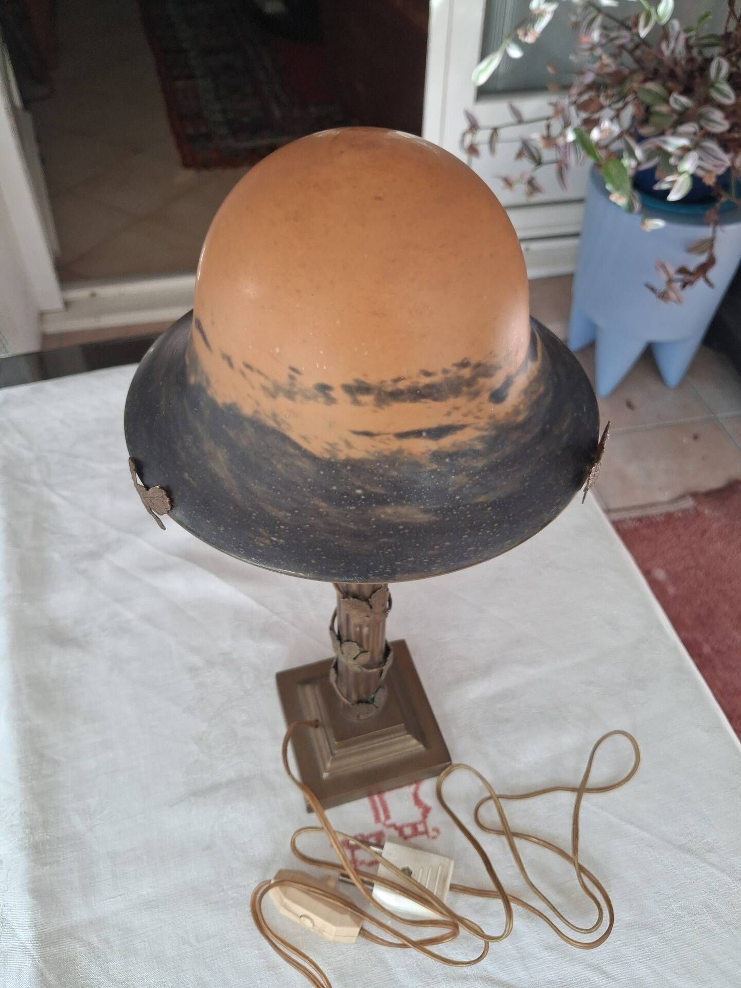 Mushroom lamp in glass paste and bronze Art Nouveau