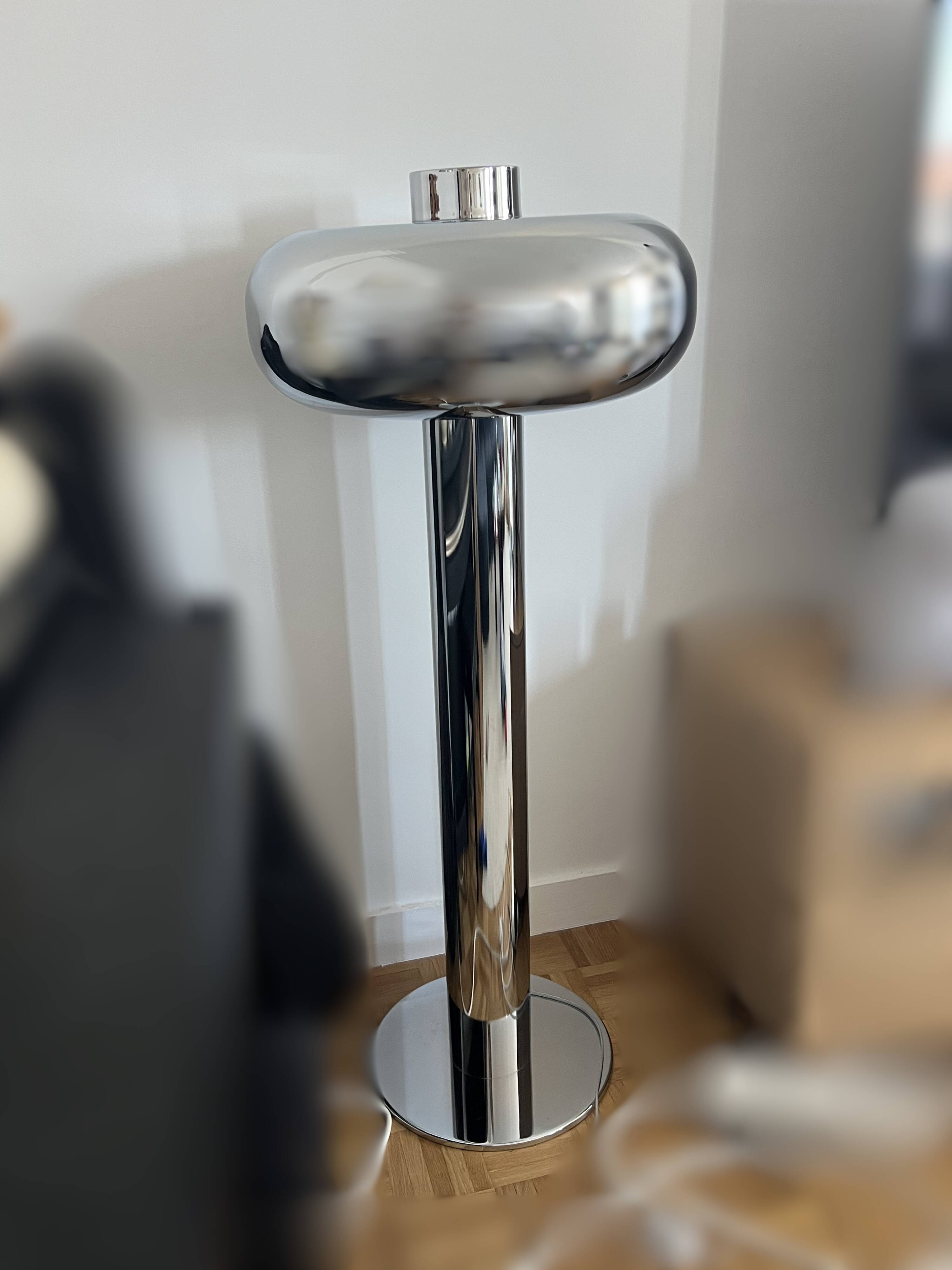 Benjamin Bureau floor lamp