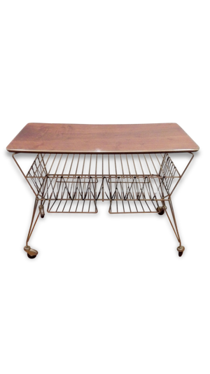 Table basse vintage porte revues
