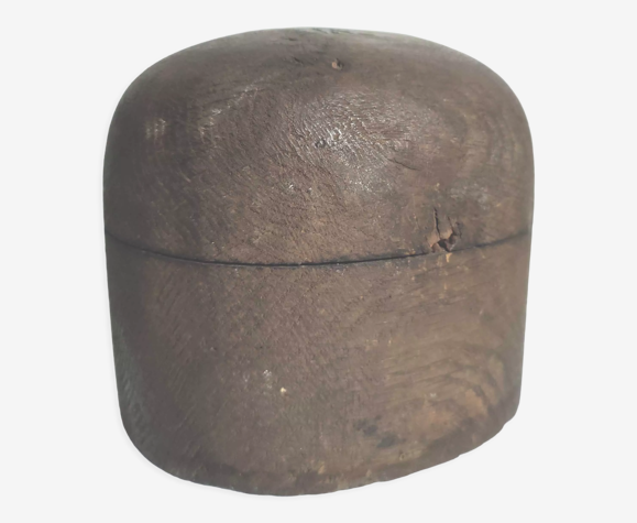 Old solid wood hat shape 1900