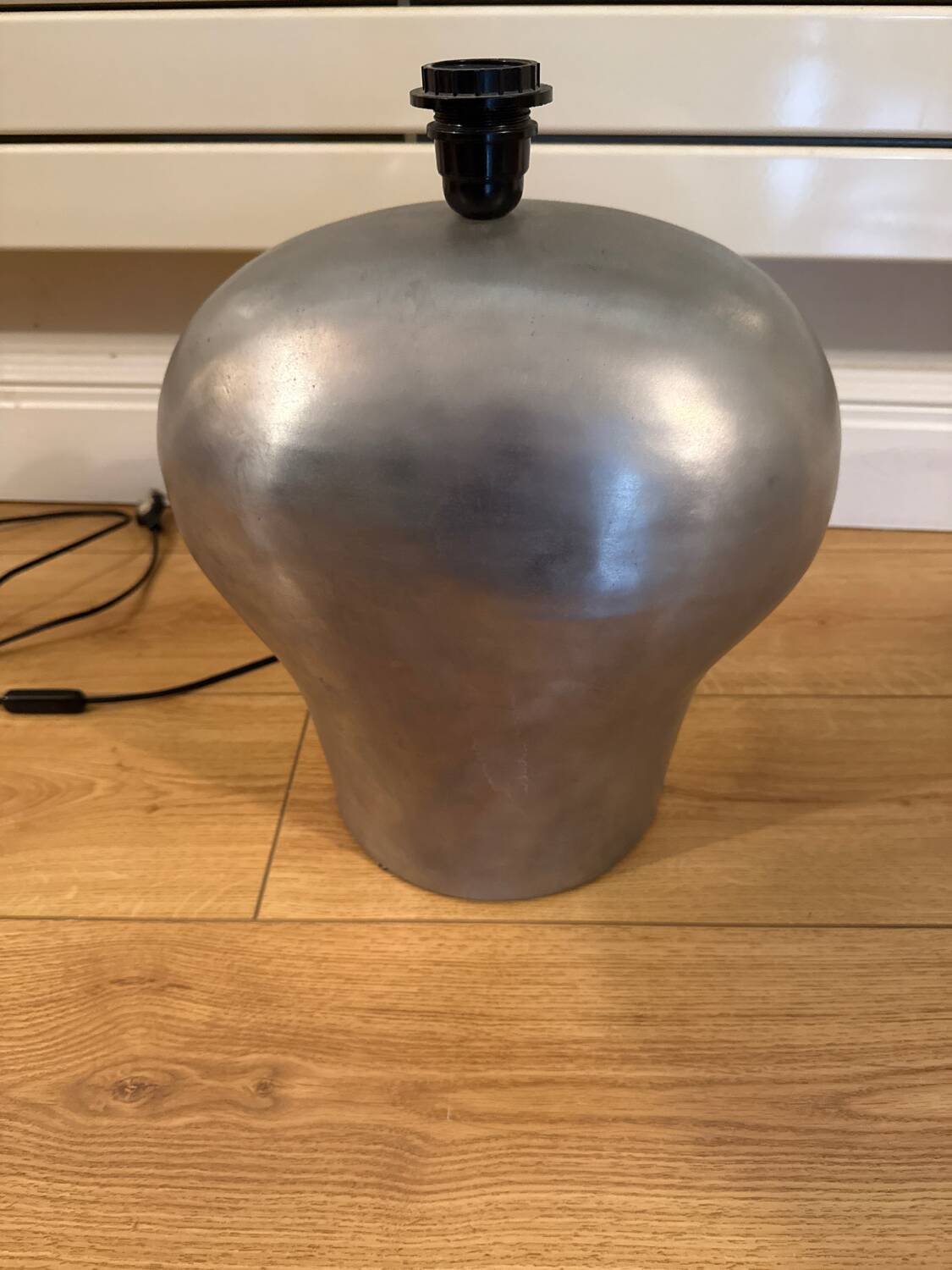 Vintage metal lamp base