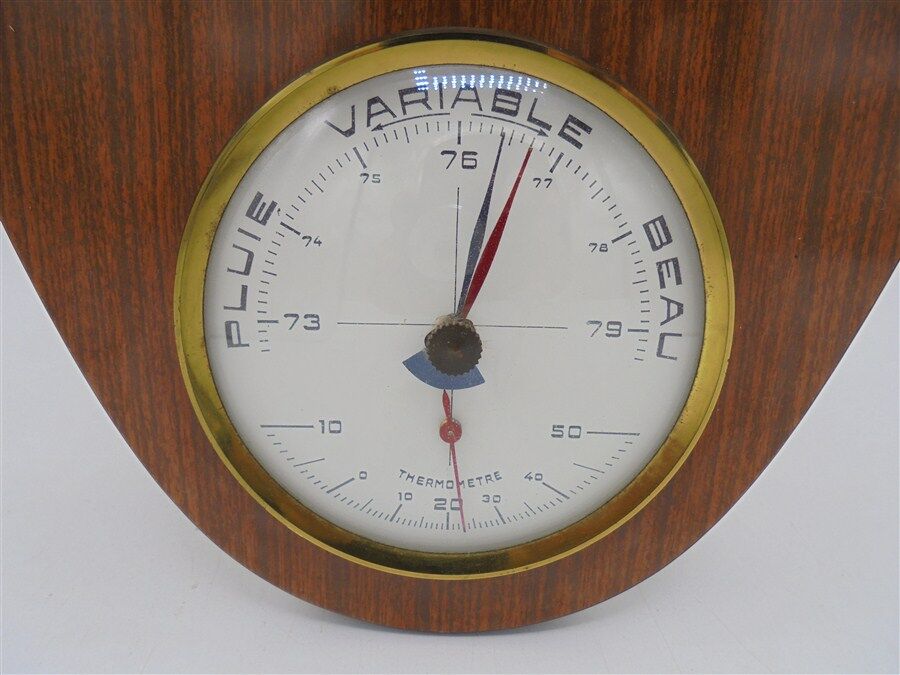 Pendule en formica