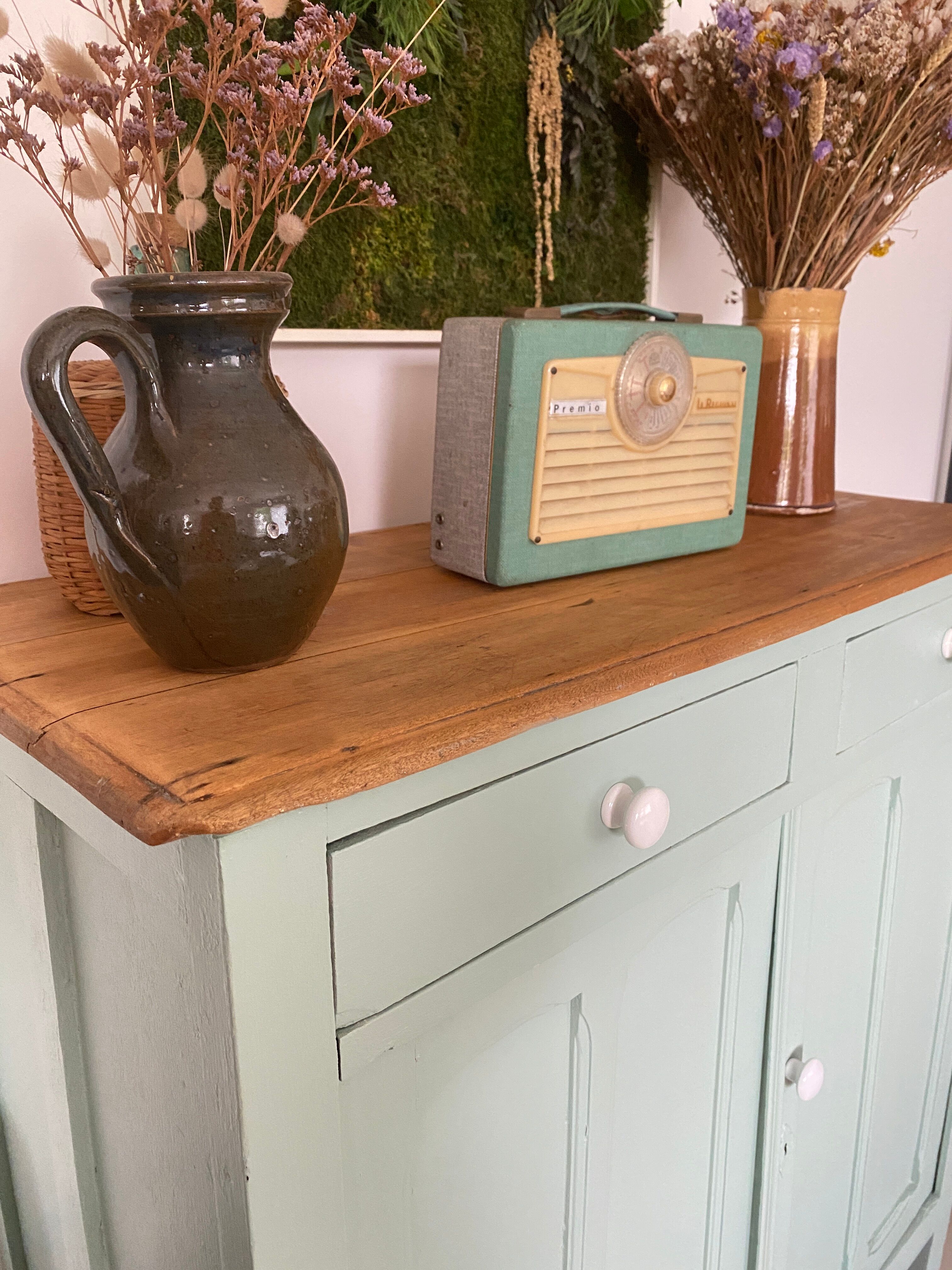 Parisian buffet green mint