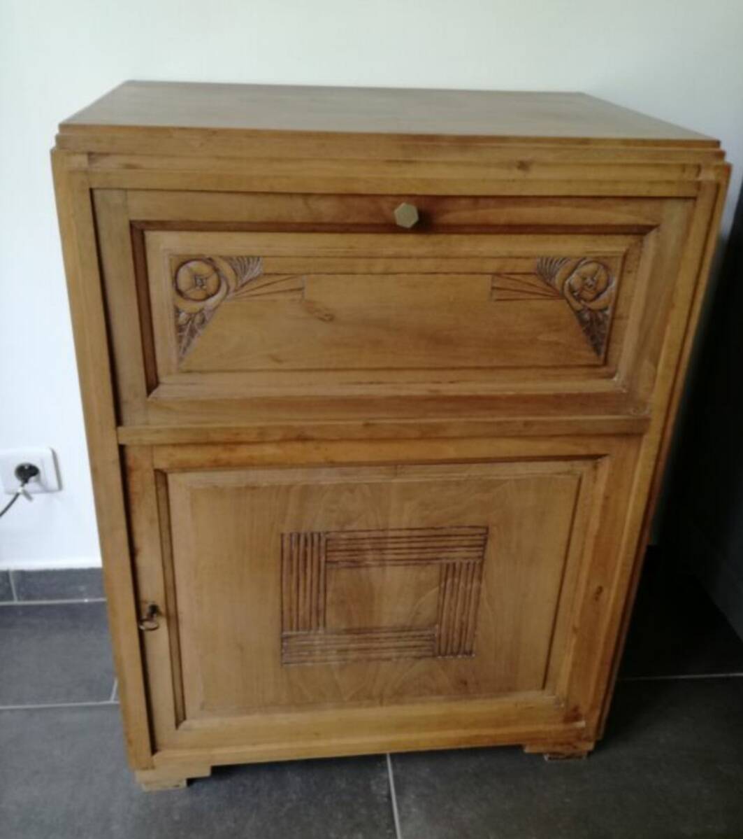 Art Deco low sideboard