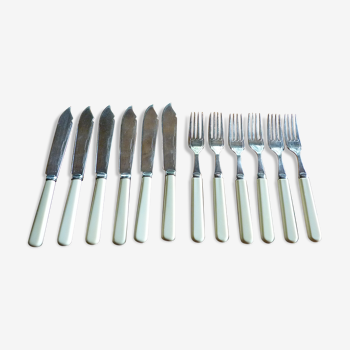 Couverts à poisson Bakelite métal argenté ancien 1920/1930  6 fourchettes et 6 couteaux