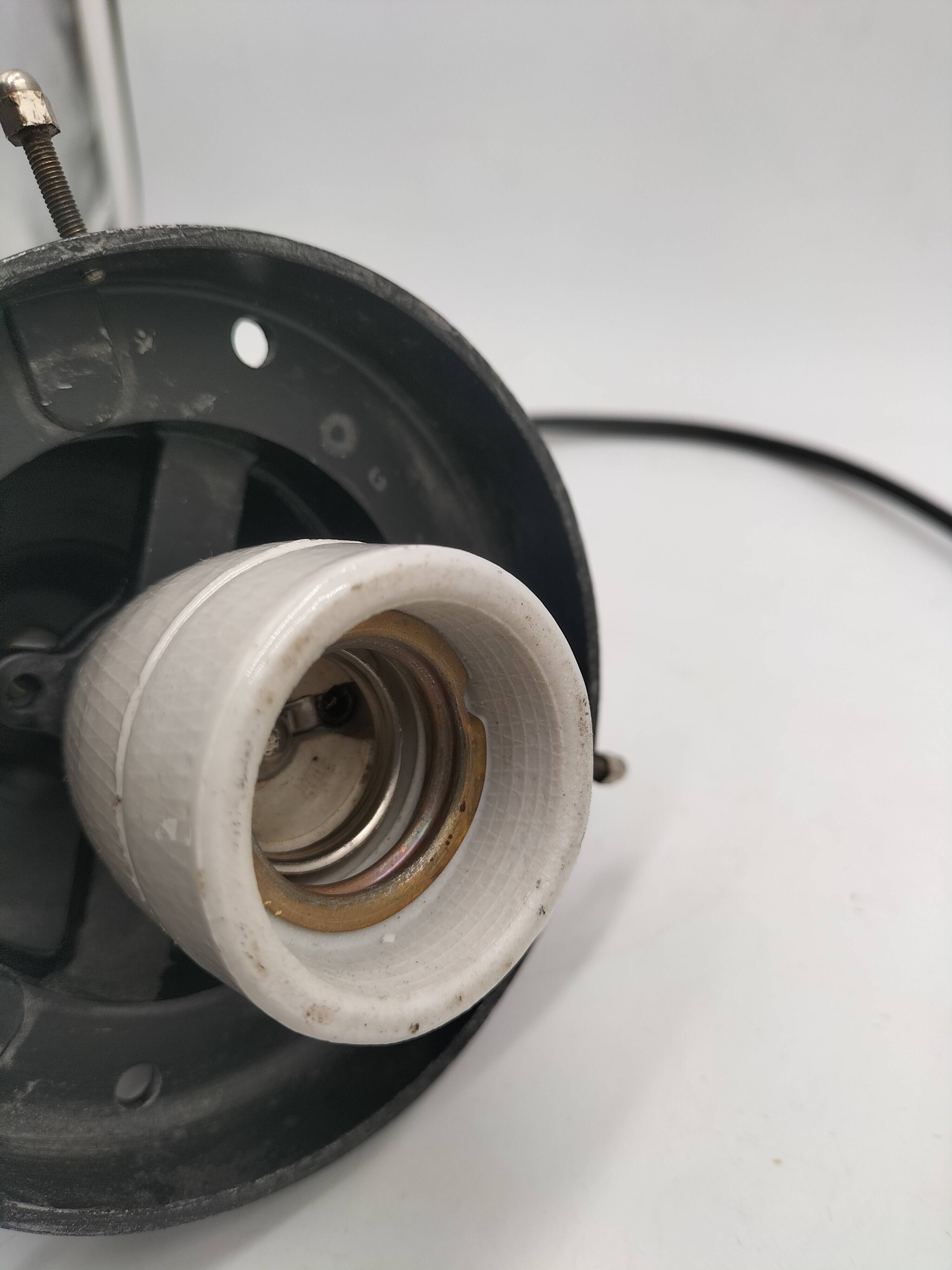 Ball suspension
