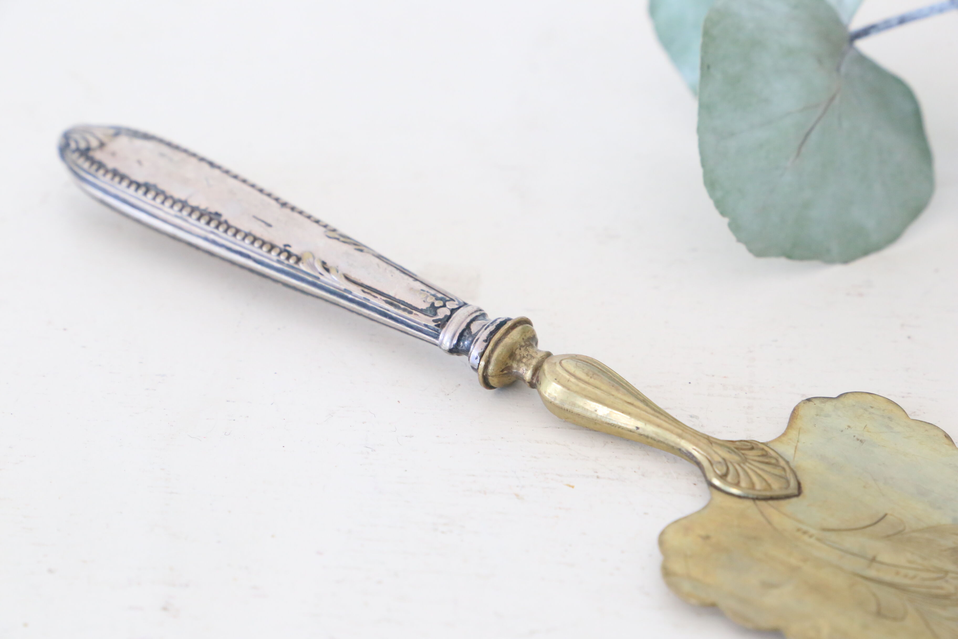 Vermeil pie shovel and silver metal, vintage