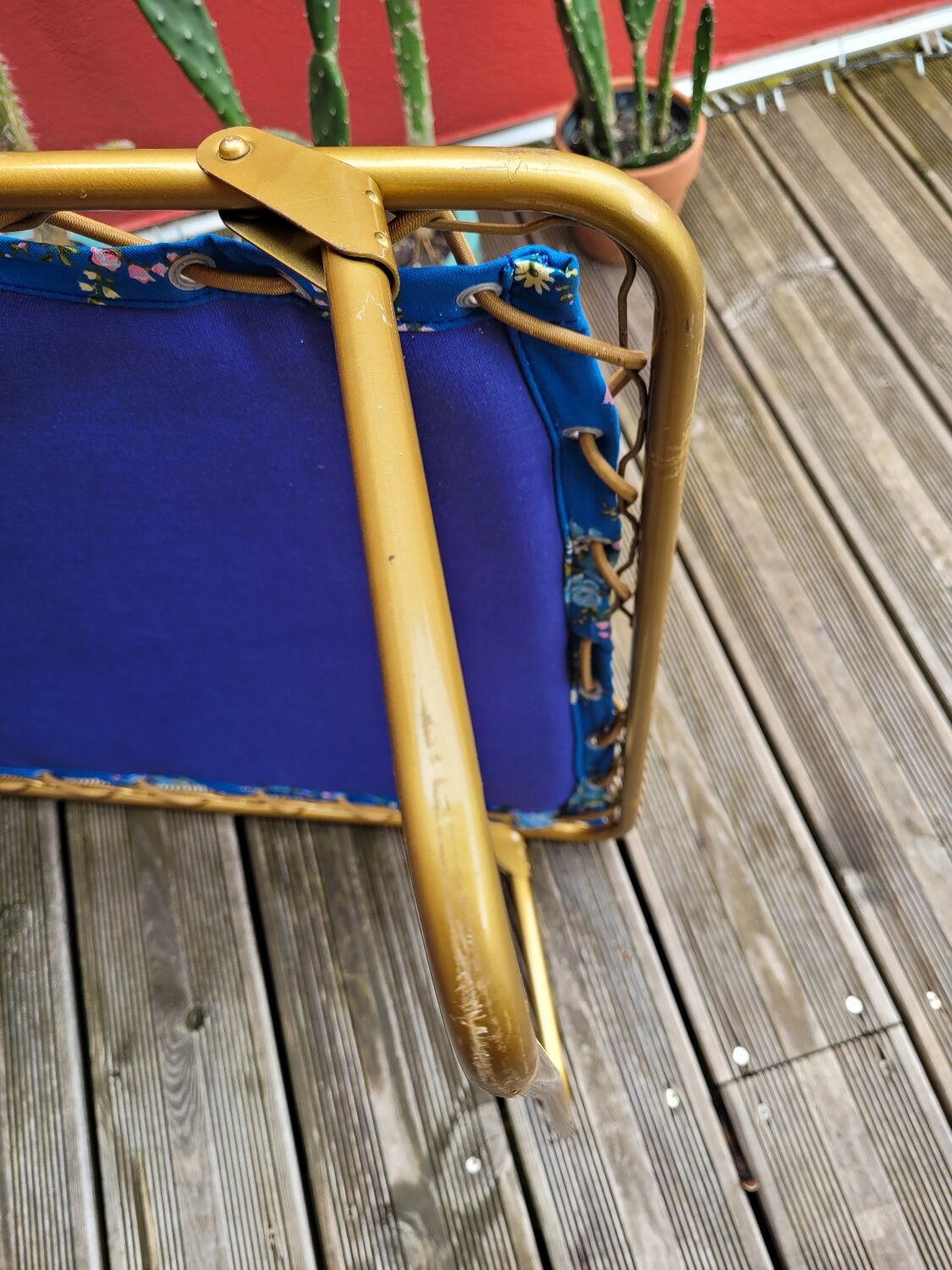 Vintage Samti camp bed