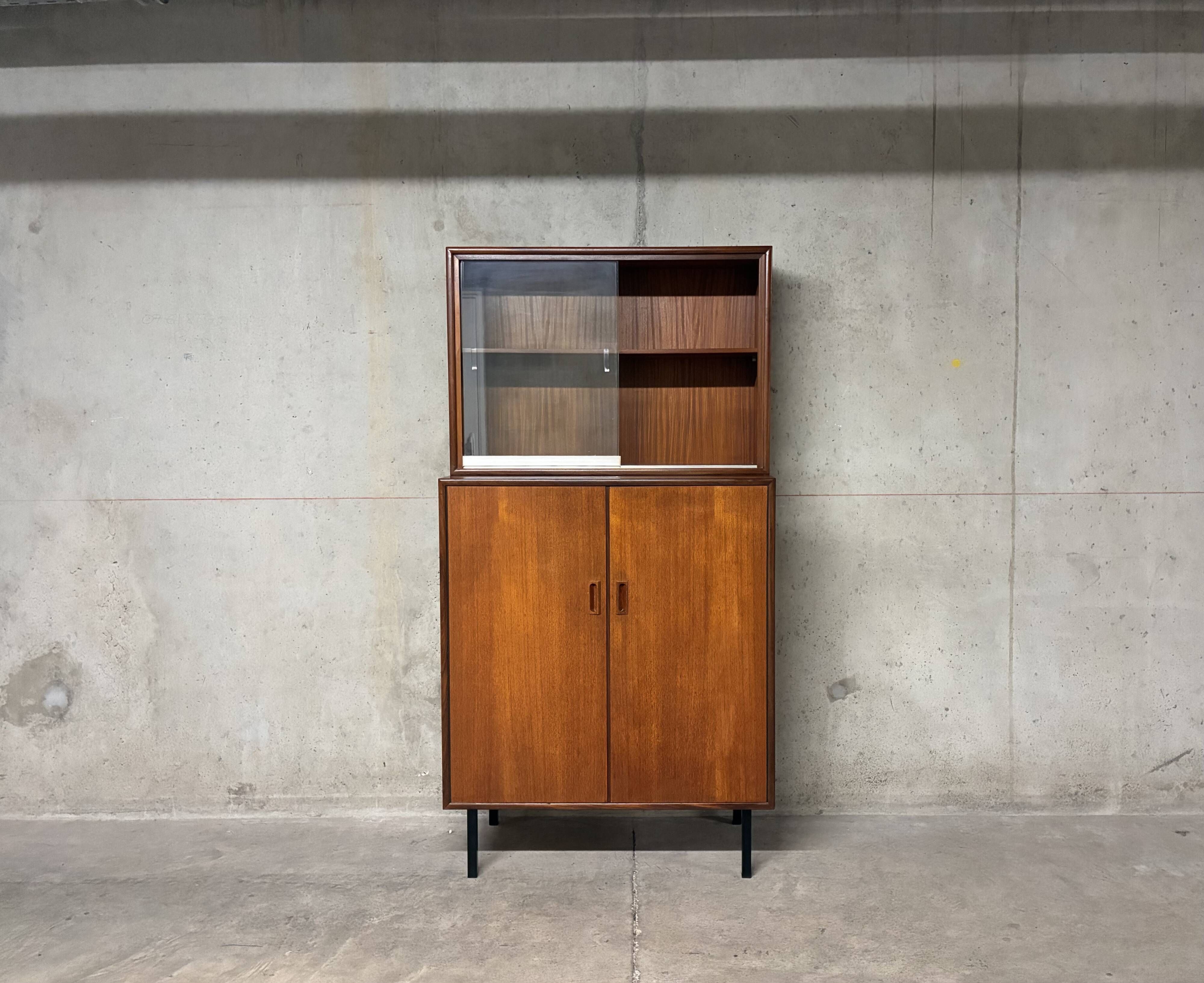 Teak display cabinet Formula Meubelen Kempkes vintage 1960s