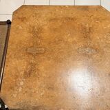 Table en bois de loupe