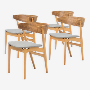 Set of four ‘no. 7’ dining chairs by helge sibast