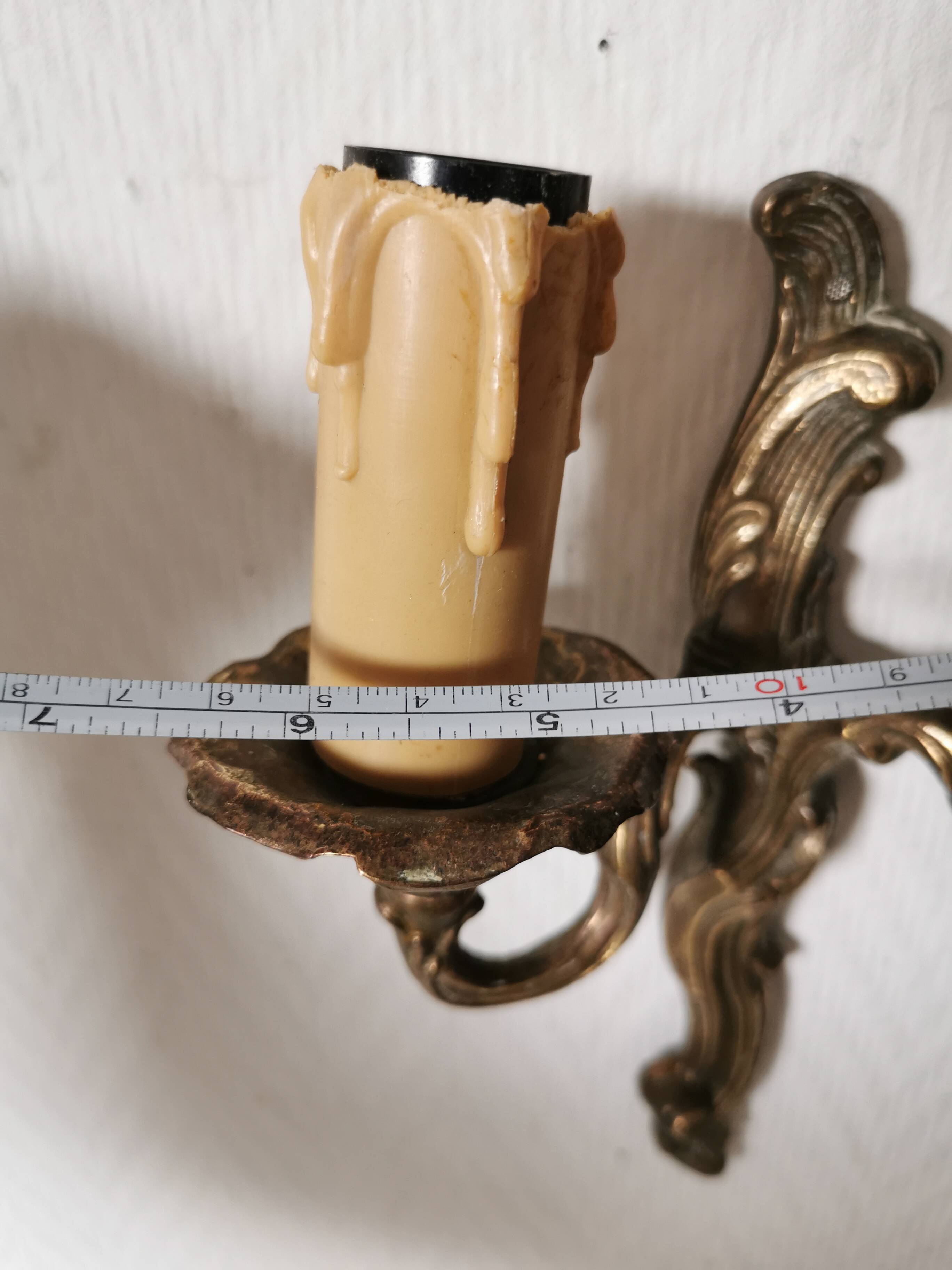 Pair of wall lights, classic style, LouisXV, gold metal, bronze or brass, candle holder effect