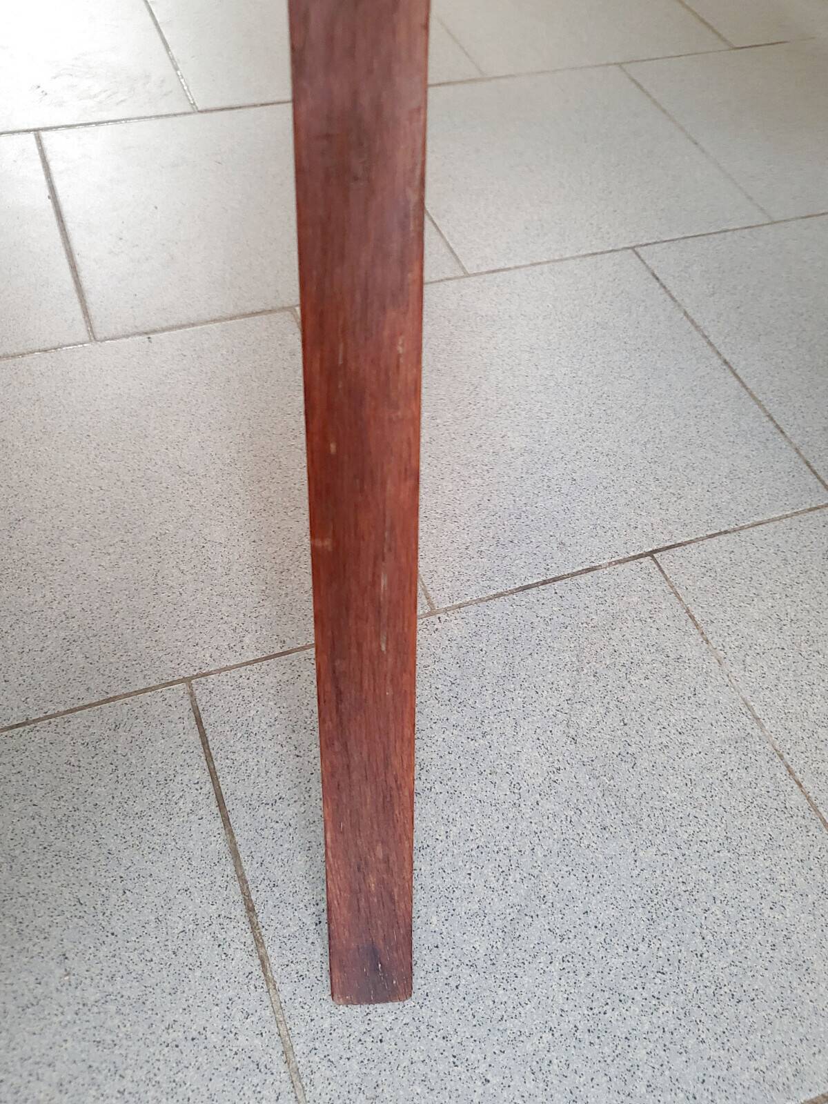 PAIR OF VINTAGE 1950 BRIDGE ARMCHAIRS WITH COMPASS LEGS IN OAK & SIMILAR LEATHER HAV