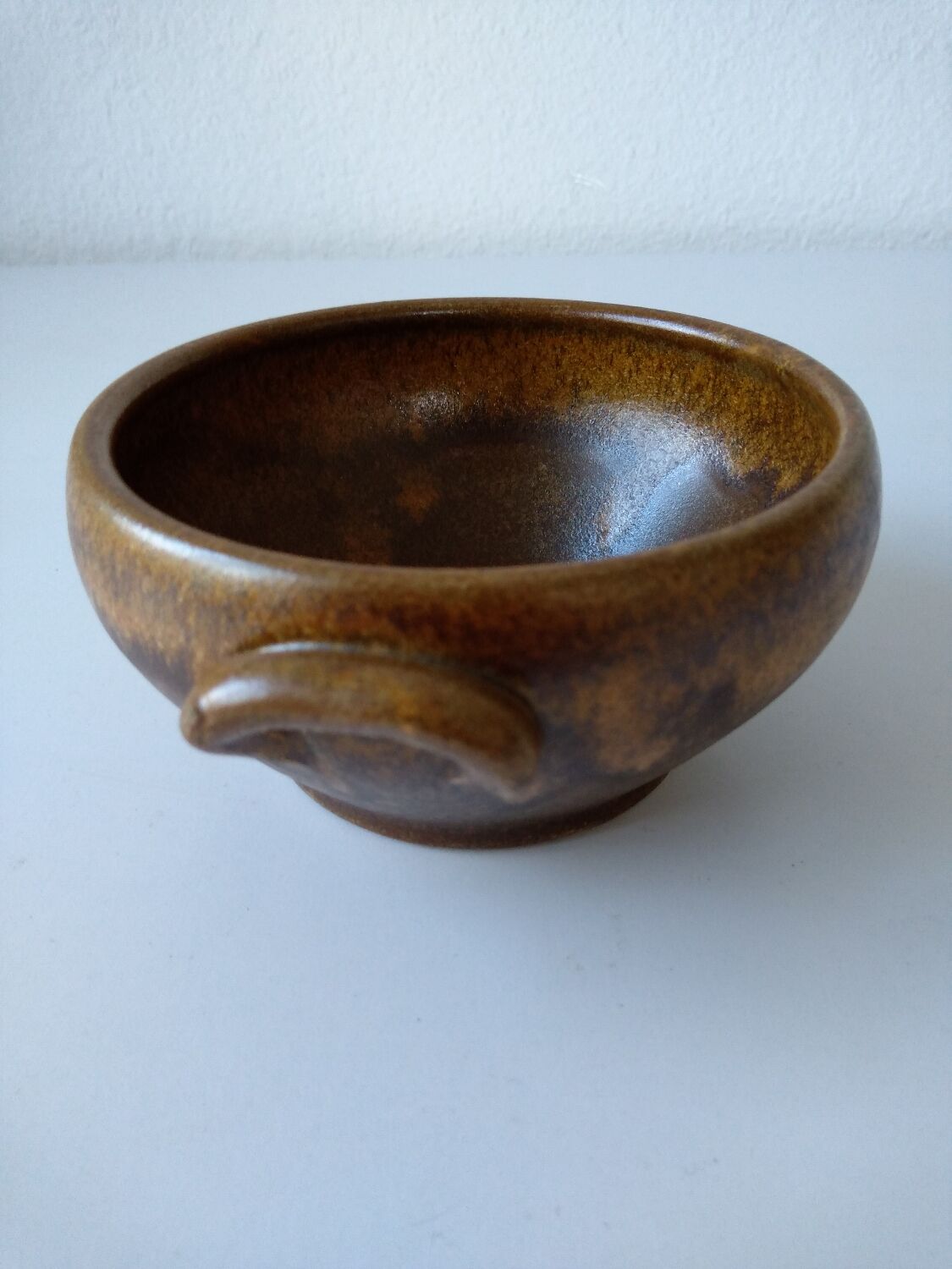 Brown Digoin stoneware bowl with handles