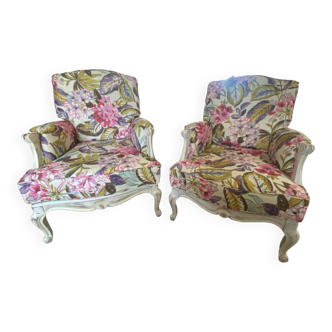Pair of cocooning armchairs