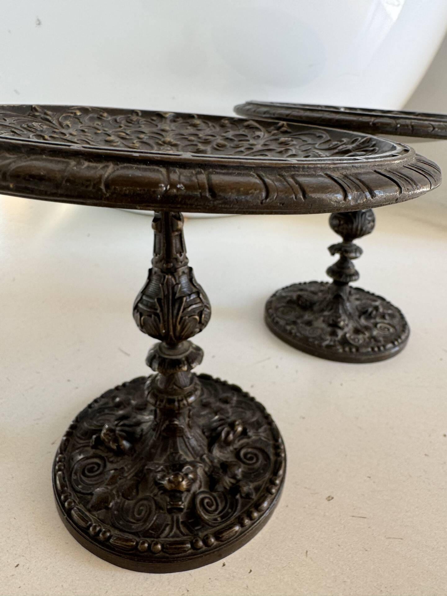 Bronze footed bowls in Renaissance style
