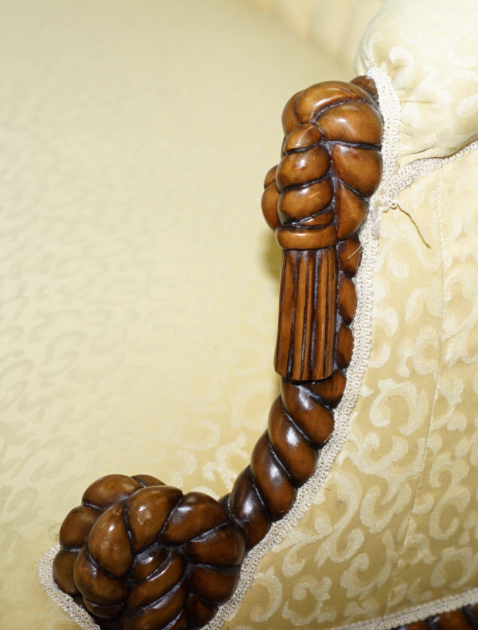 Ensemble sièges style Napoléon III en Rope Twist: fauteuil & canapé Chesterfield