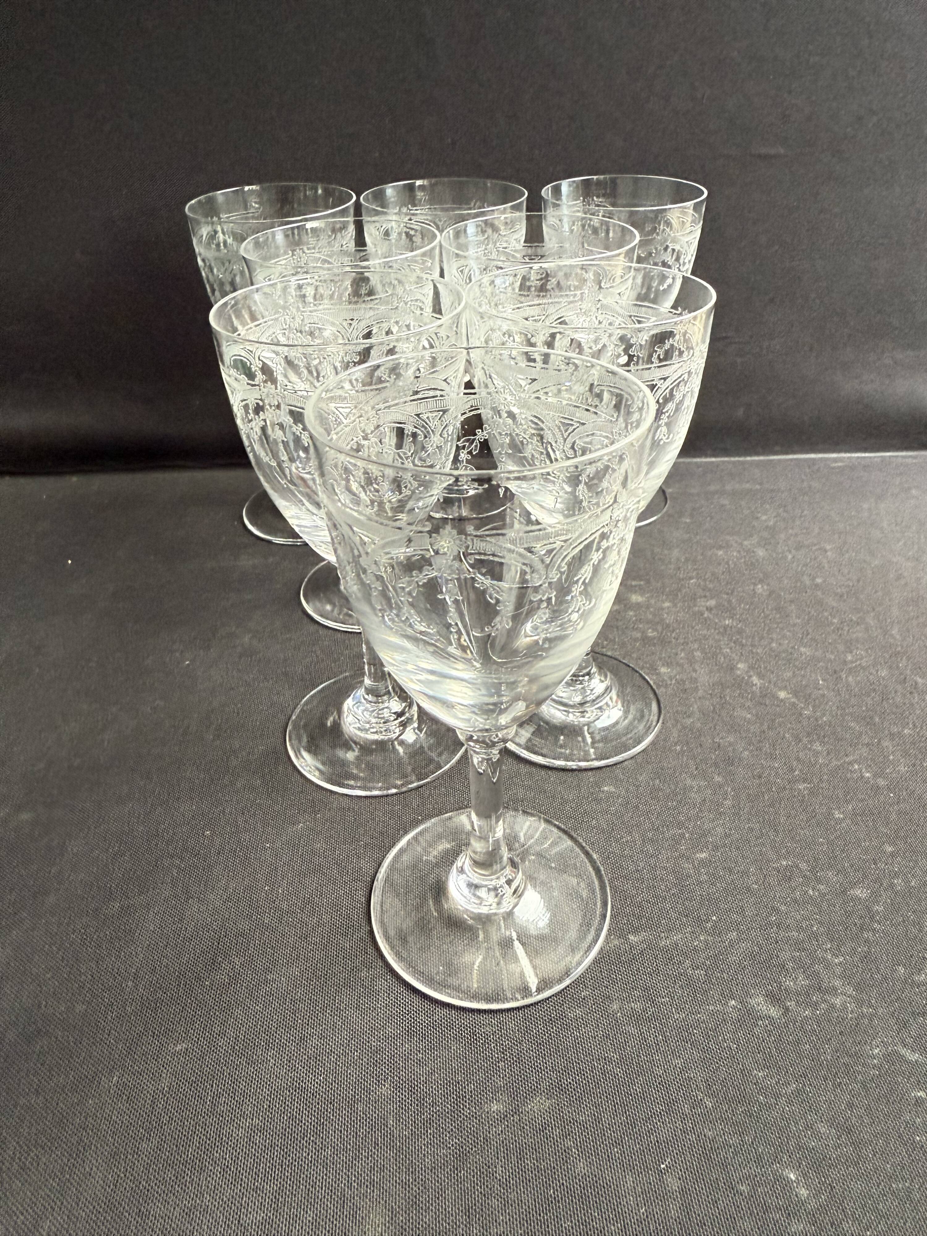 8 Saint Louis Manon wine glasses