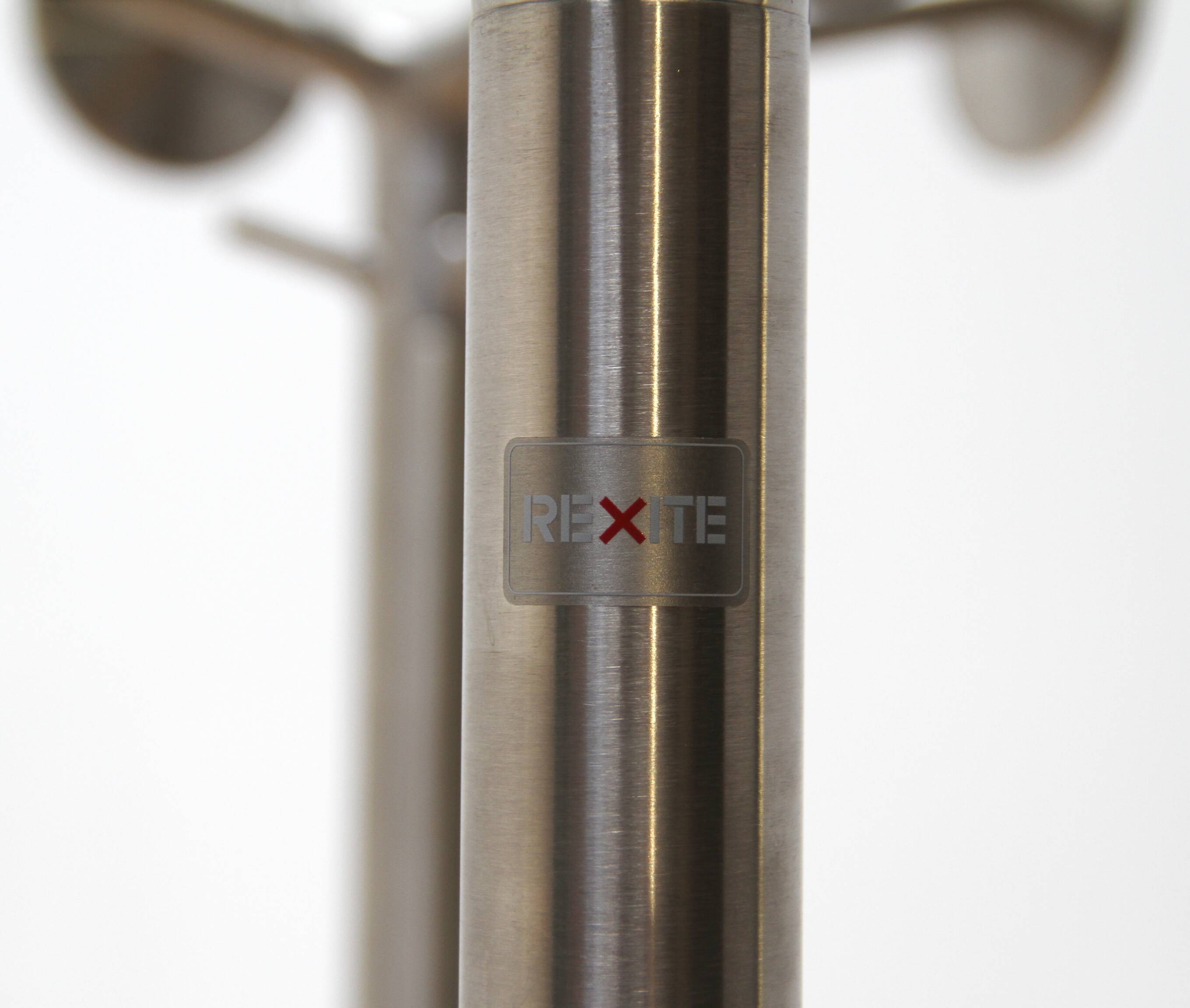 Set of 5 Nox coat racks, Ipso Rexite