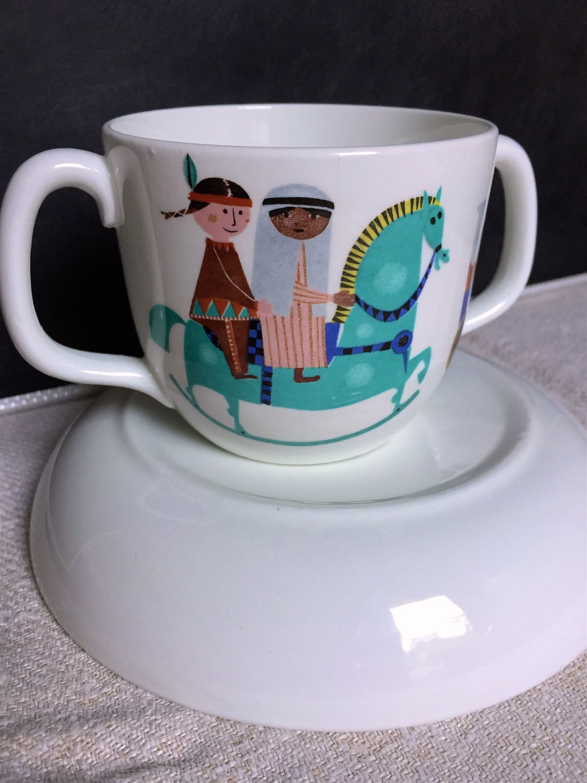 Children's dishes or birth gift Plate and bowl Utan gränser gustavsberg vintage design scan